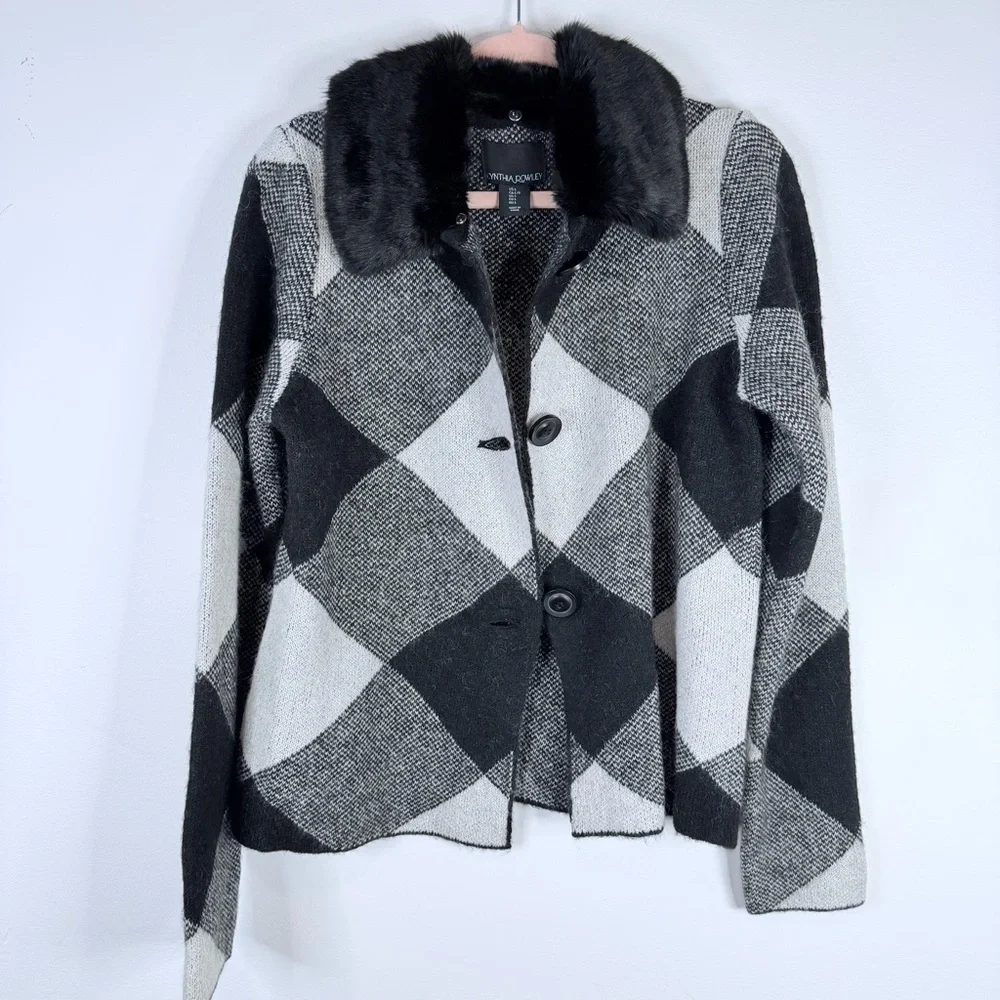 Cynthia Rowley Harlequin Faux Fur Collar Cardigan Size Large - Picture 6 of 8